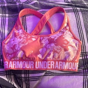underarmour sports bra, size small